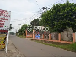 Rumah Premium LT 2600m² / LB 469m² di Kompleks Cluster Cikarang, Bekasi Rumah Premium LT 2600m² / LB 469m² di Kompleks Cluster Cikarang, Bekasi
