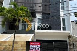 Dijual Rumah Luas Megah Dengan View Cantik di Sunter, Jakarta Utara Dijual Rumah Luas Megah Dengan View Cantik di Sunter, Jakarta Utara
