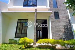 Rumah Elit Modern Tanpa Renovasi di Bangka Jakarta Selatan Rumah Elit Modern Tanpa Renovasi di Bangka Jakarta Selatan