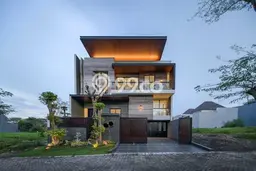 For Sale! Luxury House LT 300m2 Desain Elegan di Citraland For Sale! Luxury House LT 300m2 Desain Elegan di Citraland