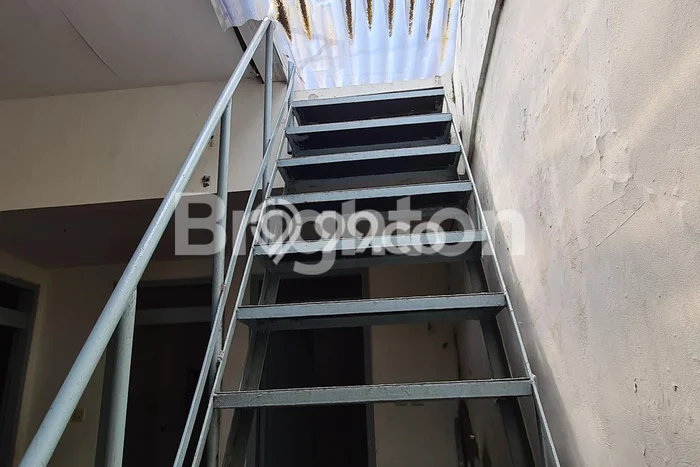 Rumah Kontrakan Semarang LT 120m2 LB 120m2 Kawasan Tanah Mas Rumah Kontrakan Semarang LT 120m2 LB 120m2 Kawasan Tanah Mas