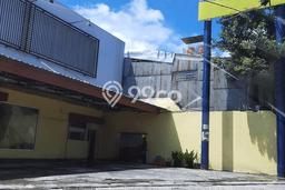 Rumah Mewah LB 300m2 Siap Pakai Desain Elegan di Mayjen Sungkono, Surabaya Rumah Mewah LB 300m2 Siap Pakai Desain Elegan di Mayjen Sungkono, Surabaya