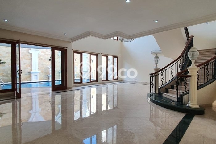 Dijual Rumah Premium dengan Fasilitas Sekitar Komplit di Pondok Indah, Jakarta Selatan Dijual Rumah Premium dengan Fasilitas Sekitar Komplit di Pondok Indah, Jakarta Selatan