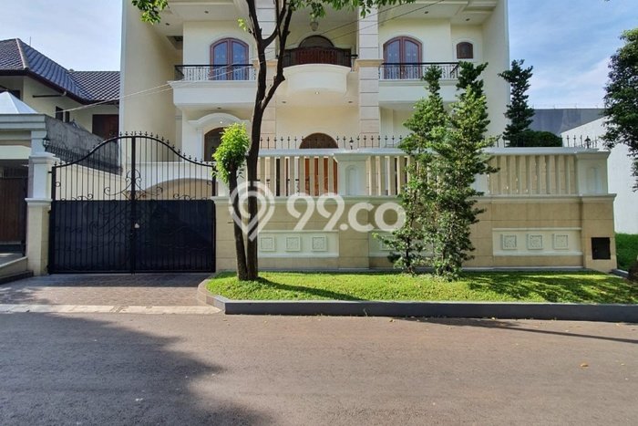 Dijual Rumah Premium dengan Fasilitas Sekitar Komplit di Pondok Indah, Jakarta Selatan Dijual Rumah Premium dengan Fasilitas Sekitar Komplit di Pondok Indah, Jakarta Selatan