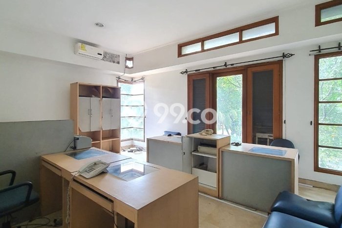 For Sale Rumah Elit Exclusive di Pondok Indah, Jakarta Selatan For Sale Rumah Elit Exclusive di Pondok Indah, Jakarta Selatan
