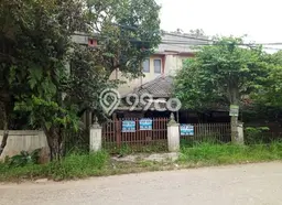 SIAP HUNI! Rumah Asri di Bojong Sari, LT 248m² Bangunan 250m² SIAP HUNI! Rumah Asri di Bojong Sari, LT 248m² Bangunan 250m²