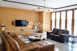 Rumah Elit LB 700m2 Siap Pakai Desain Elegan di Bintaro, Tangerang Selatan Rumah Elit LB 700m2 Siap Pakai Desain Elegan di Bintaro, Tangerang Selatan