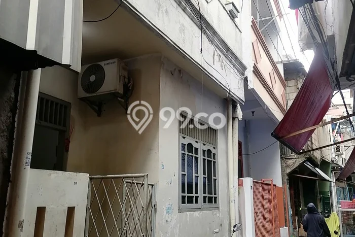 Rumah Nyaman 4 KT LB 70m2 Kondisi Bagus di Tamansari Rumah Nyaman 4 KT LB 70m2 Kondisi Bagus di Tamansari