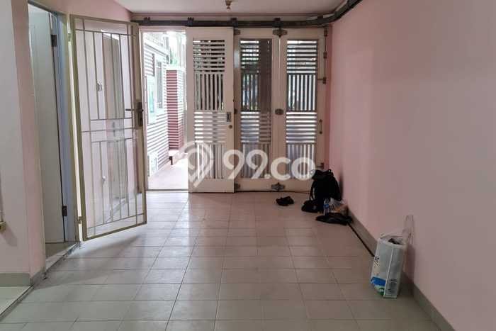 Sewa Rumah Murah di Pantai Indah Kapuk Jakarta Utara Punya 4 Kamar Tidur Sewa Rumah Murah di Pantai Indah Kapuk Jakarta Utara Punya 4 Kamar Tidur