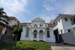 Rumah di Sentul City, Bogor, Luas 216m² Bangunan 210m² Rumah di Sentul City, Bogor, Luas 216m² Bangunan 210m²