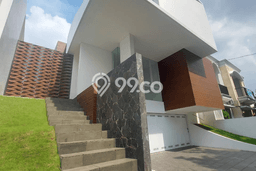 Rumah Elit Modern Tanpa Renovasi di Pondok Indah Jakarta Selatan Rumah Elit Modern Tanpa Renovasi di Pondok Indah Jakarta Selatan