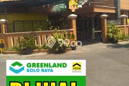 BEST PRICE! Rumah Premium area Kartosuro, LT 350m2m² Bangunan 300m2m² BEST PRICE! Rumah Premium area Kartosuro, LT 350m2m² Bangunan 300m2m²