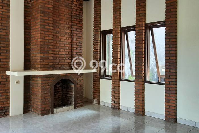 Rumah Eksklusif Dijual LT 220m2 di Lembang, Bandung Barat Rumah Eksklusif Dijual LT 220m2 di Lembang, Bandung Barat