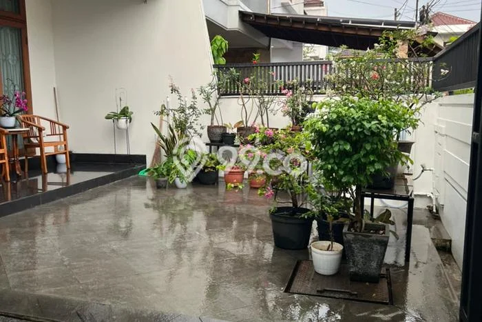 Jual Rumah Mewah Elegan Dengan View Cantik di Kedoya Baru, Jakarta Barat Jual Rumah Mewah Elegan Dengan View Cantik di Kedoya Baru, Jakarta Barat