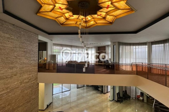 Siap Huni Rumah Mewah 6 Kamar di Pondok Indah Dekat ke Mana Saja Siap Huni Rumah Mewah 6 Kamar di Pondok Indah Dekat ke Mana Saja