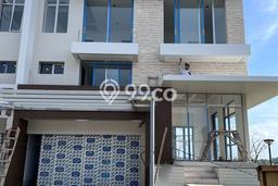For Sale! Luxury House LT 325m2 Desain Modern di Pantai Indah Kapuk For Sale! Luxury House LT 325m2 Desain Modern di Pantai Indah Kapuk