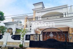Dijual Rumah Premium dengan Fasilitas Sekitar Komplit di Tegalsari, Surabaya Dijual Rumah Premium dengan Fasilitas Sekitar Komplit di Tegalsari, Surabaya