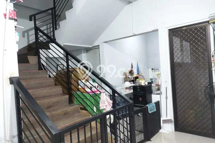 Dijual Rumah Premium dengan Fasilitas Sekitar Lengkap di Kebon Jeruk, Jakarta Barat Dijual Rumah Premium dengan Fasilitas Sekitar Lengkap di Kebon Jeruk, Jakarta Barat