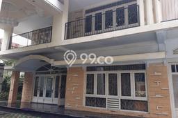 Siap Huni Hunian Elit 5 Kamar di Menteng Dekat ke Mana Pun Siap Huni Hunian Elit 5 Kamar di Menteng Dekat ke Mana Pun