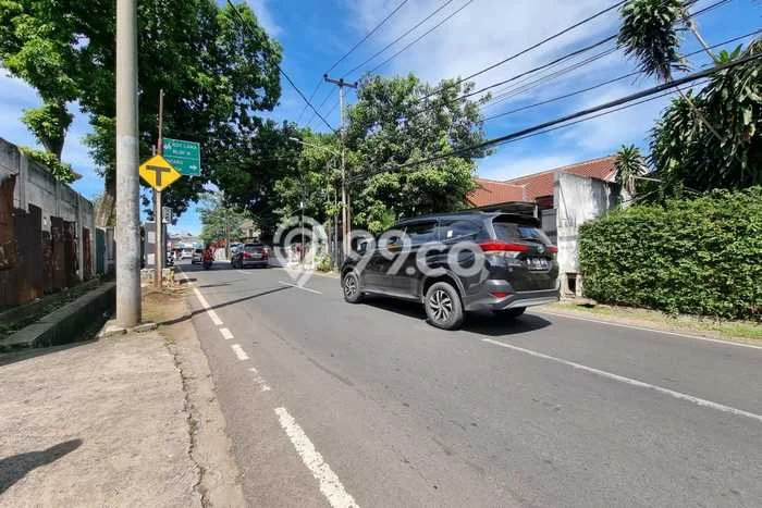 Dijual Rumah Luas Elegan Dengan View Eksklusif di Tanah Kusir, Jakarta Selatan Dijual Rumah Luas Elegan Dengan View Eksklusif di Tanah Kusir, Jakarta Selatan