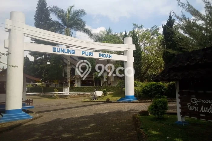 HARGA SPESIAL! Rumah Modern di Cipanas, Cianjur, Luas 350m² Bangunan 150m² BISA KPR! HARGA SPESIAL! Rumah Modern di Cipanas, Cianjur, Luas 350m² Bangunan 150m² BISA KPR!