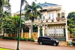 Jual Rumah Mewah Elegan Dengan View Eksklusif di Raffles Hills, Jakarta Timur Jual Rumah Mewah Elegan Dengan View Eksklusif di Raffles Hills, Jakarta Timur