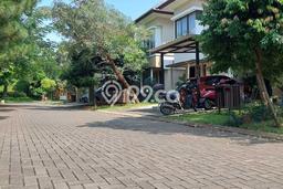 Rumah Lokasi Strategis kawasan BSD Eminent, Tangerang, Luas 126m² Bangunan 90m² Rumah Lokasi Strategis kawasan BSD Eminent, Tangerang, Luas 126m² Bangunan 90m²
