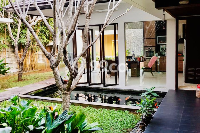 Jual Rumah Mewah Elegan Dengan View Eksklusif di BSD Bukit Golf, Tangerang Jual Rumah Mewah Elegan Dengan View Eksklusif di BSD Bukit Golf, Tangerang