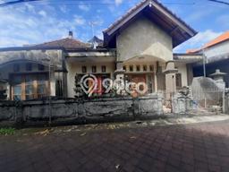 Dijual rumah 1 lantai lokasi strategis akses jalan bagus area perumahan di Dalung Kuta Utara. Dijual rumah 1 lantai lokasi strategis akses jalan bagus area perumahan di Dalung Kuta Utara.