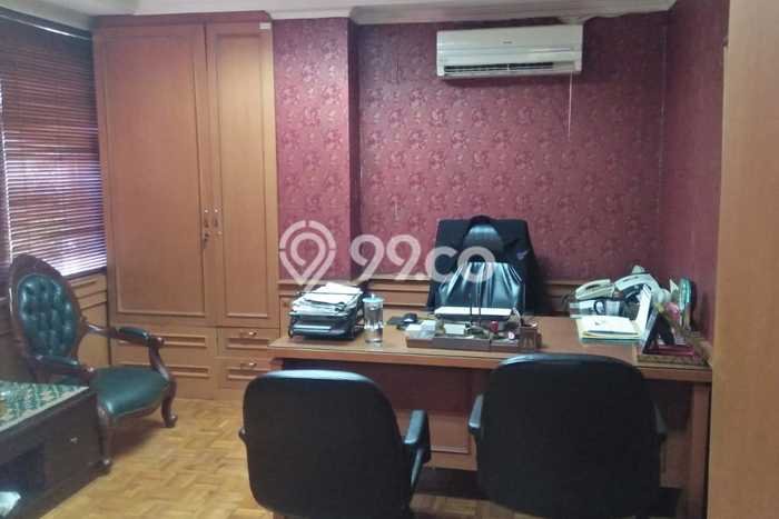 Hunian Eksklusif Dijual LT 638m2 di Jatinegara, Jakarta Timur Hunian Eksklusif Dijual LT 638m2 di Jatinegara, Jakarta Timur