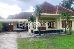 Siap Huni Rumah Mewah 3 Kamar di Klojen Dekat ke Mana Saja Siap Huni Rumah Mewah 3 Kamar di Klojen Dekat ke Mana Saja