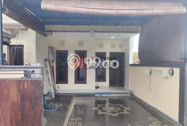 Disewakan rumah lokasi strategis akses jalan bagus dekat dengan fasilitas publik dekat dengan Canggu di area Jl. Tumbak Bayuh Mengwi. Disewakan rumah lokasi strategis akses jalan bagus dekat dengan fasilitas publik dekat dengan Canggu di area Jl. Tumbak Bayuh Mengwi.