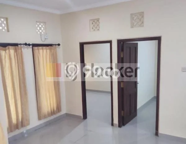 Disewakan rumah lokasi strategis akses jalan bagus dekat dengan fasilitas publik dekat dengan Canggu di area Jl. Tumbak Bayuh Mengwi. Disewakan rumah lokasi strategis akses jalan bagus dekat dengan fasilitas publik dekat dengan Canggu di area Jl. Tumbak Bayuh Mengwi.