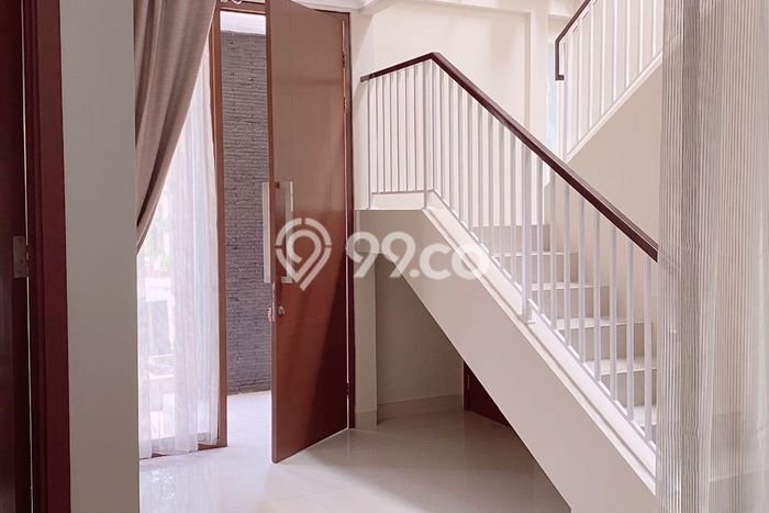 Rumah di Bintaro, 3 KM, Lingkungan Asri, Luas 120m² Bangunan 138m² Rumah di Bintaro, 3 KM, Lingkungan Asri, Luas 120m² Bangunan 138m²