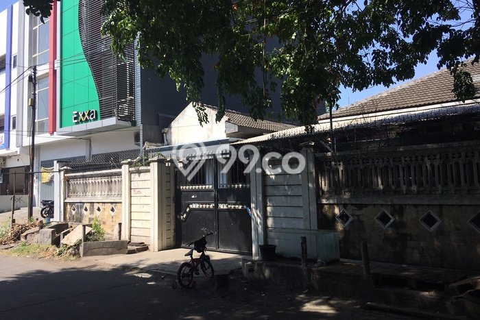 Rumah Luxury Modern Siap Huni di Tidar Surabaya Rumah Luxury Modern Siap Huni di Tidar Surabaya