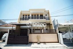 HARGA SPECIAL! Rumah Asri di Mulyorejo, Luas 144m2m² LB 200m2m² HARGA SPECIAL! Rumah Asri di Mulyorejo, Luas 144m2m² LB 200m2m²