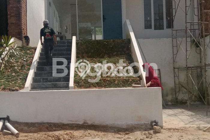 Dijual Hunian Rumah Terawat 2 KT di Batakan, Balikpapan Dijual Hunian Rumah Terawat 2 KT di Batakan, Balikpapan