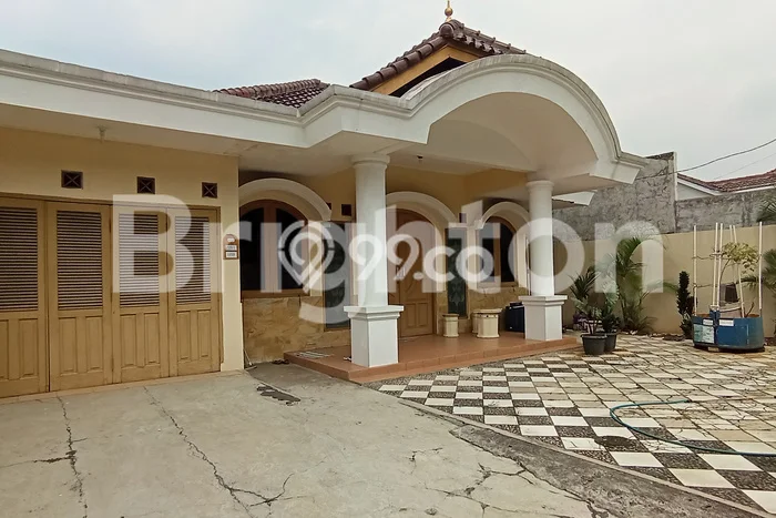 Rumah Elit LB 204m2 Siap Huni Desain Elegan di Tegallega, Bogor Rumah Elit LB 204m2 Siap Huni Desain Elegan di Tegallega, Bogor