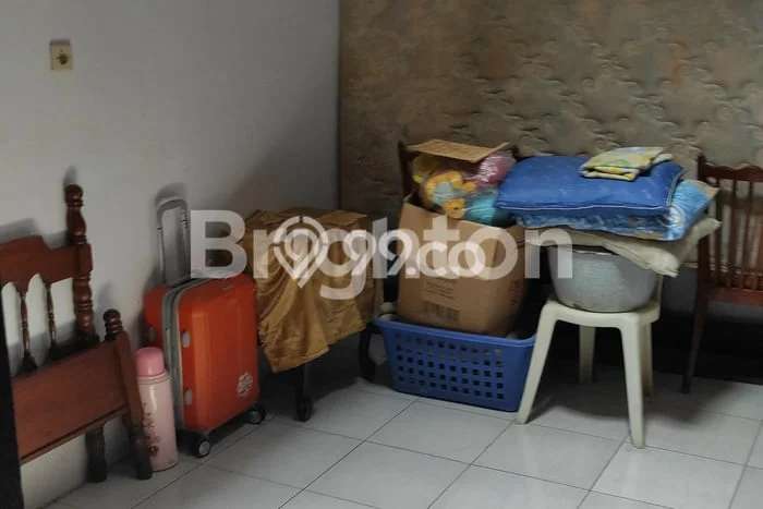 Jual Rumah Bagus Siap Huni LB 140m2 di Cimanggis, Depok Jual Rumah Bagus Siap Huni LB 140m2 di Cimanggis, Depok