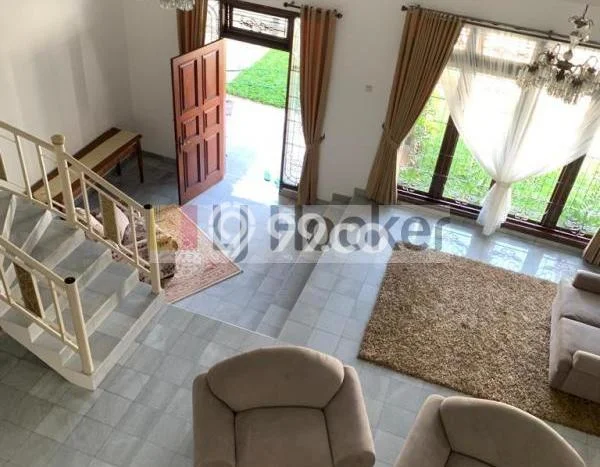 Rumah sewa siap huni 4 KT di Kemanggisan, Jakarta Barat Rumah sewa siap huni 4 KT di Kemanggisan, Jakarta Barat