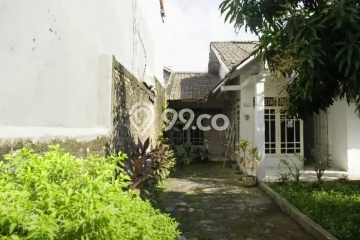 Rumah Elit Modern Tanpa Renovasi di Utan Kayu Jakarta Timur Rumah Elit Modern Tanpa Renovasi di Utan Kayu Jakarta Timur