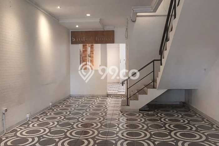 For Sale Hunian Elegan Cozy di Tangerang Selatan For Sale Hunian Elegan Cozy di Tangerang Selatan