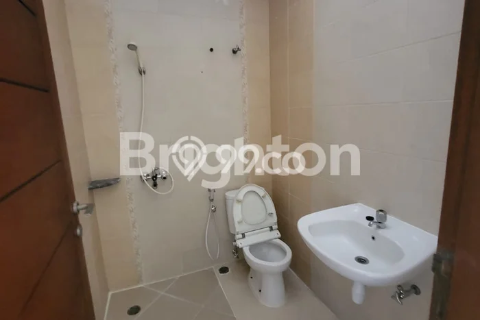 Rumah Sewa Surabaya LT 200m2 LB 270m2 Kawasan Pakuwon City Rumah Sewa Surabaya LT 200m2 LB 270m2 Kawasan Pakuwon City