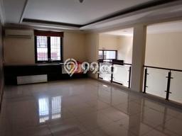 Rumah di Palmerah, 5 KT, Area Asri, LT 180m² LB 431m² Rumah di Palmerah, 5 KT, Area Asri, LT 180m² LB 431m²