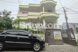 Rumah Asri di Mulyorejo, Akses ke Mulyorejo, Surabaya, Surabaya - 4 KT Rumah Asri di Mulyorejo, Akses ke Mulyorejo, Surabaya, Surabaya - 4 KT