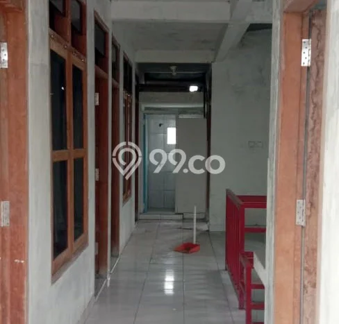Dijual Hunian Rumah Terawat 8 KT di Babatan, Surabaya Dijual Hunian Rumah Terawat 8 KT di Babatan, Surabaya
