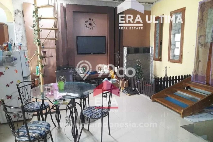 Rumah Modern 3 KT LT 245m2 di Gunung Batu Rumah Modern 3 KT LT 245m2 di Gunung Batu