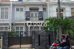Ready to Use! Luxury House LT 104m2 Desain Modern di Semanan Ready to Use! Luxury House LT 104m2 Desain Modern di Semanan