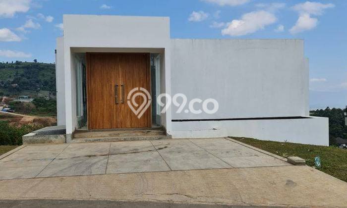 Dijual Rumah Premium dengan Fasilitas Sekitar Lengkap di Dago, Bandung Dijual Rumah Premium dengan Fasilitas Sekitar Lengkap di Dago, Bandung