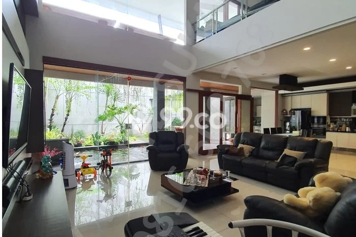 Hunian Mewah LB 500m2 Siap Huni Desain Elegan di Burangrang, Bandung Hunian Mewah LB 500m2 Siap Huni Desain Elegan di Burangrang, Bandung